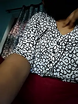 Hotmyfigure online show from 7, 4, 2026