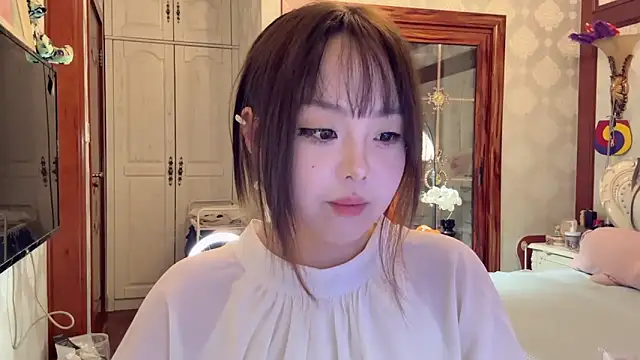Snapshot of thelittlexx chatting on 11, 6, 2026 thelittlexx online show from 11, 6, 2026