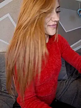 Snapshot of SlimBellaOfficial chatting on 19, 4, 2026 SlimBellaOfficial online show from 19, 4, 2026