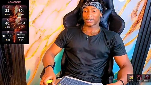 Snapshot of maxmuscle10 chatting on 3, 4, 2026 maxmuscle10 online show from 3, 4, 2026