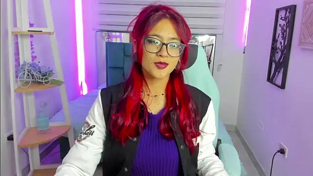 Sara Red X online show from 10, 6, 2026