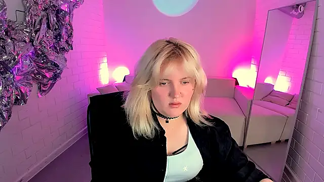 KathyBriggs online show from 17, 6, 2026