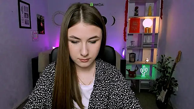 luna wisper online show from 3, 4, 2026