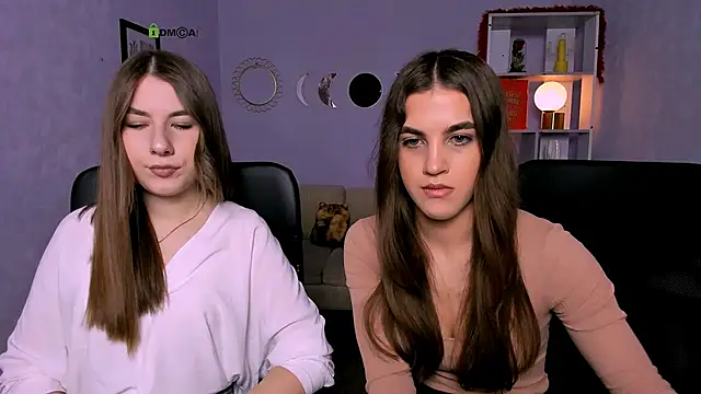 luna wisper online show from 4, 4, 2026