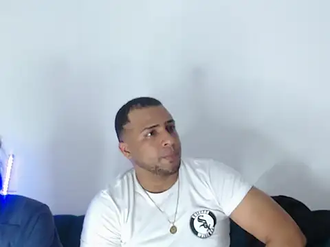 Snapshot of Wil_yesihot chatting on 26, 3, 2026 Wil yesihot online show from 26, 3, 2026