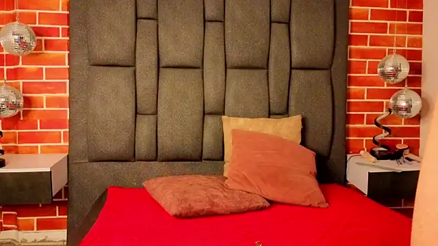 Snapshot of luxuryheavenn chatting on 27, 3, 2026 luxuryheavenn online show from 27, 3, 2026