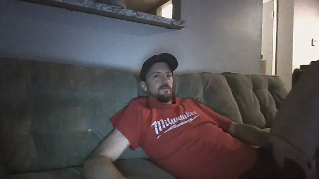 MascChaser4Bear online show from 28, 3, 2026