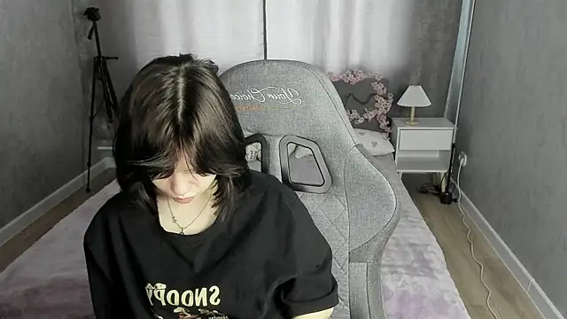 Loly Cuttie online show from 18, 5, 2026