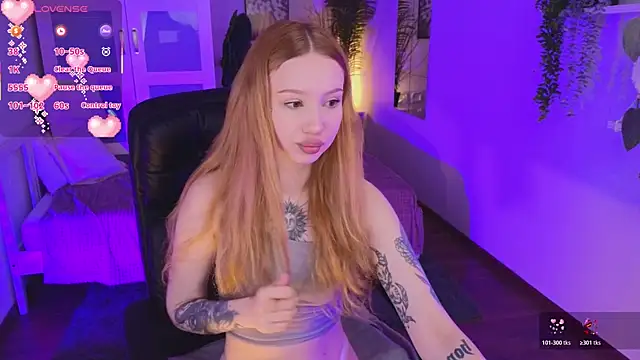 Snapshot of zoeforrd chatting on 15, 5, 2026 zoeforrd online show from 15, 5, 2026