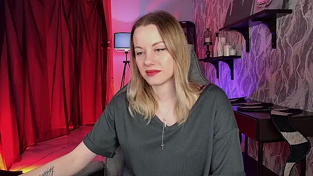 VireliaMoonfall online show from 23, 4, 2026