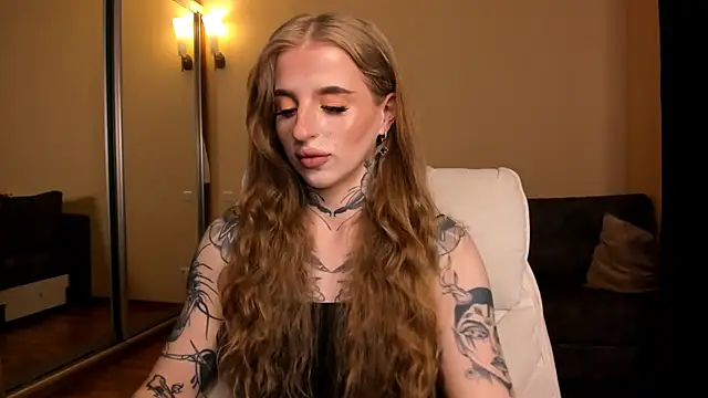 Snapshot of harley_kimm chatting on 23, 4, 2026 harley kimm online show from 23, 4, 2026