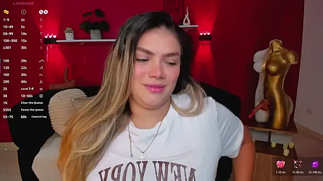 Sofia Velvetx online show from 5, 5, 2026