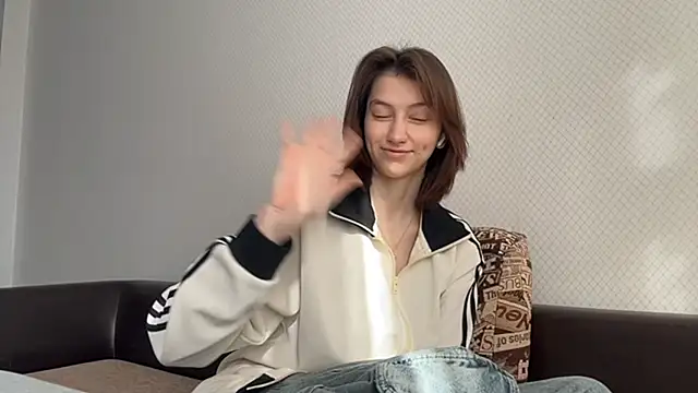 Aliceborderland online show from 1, 4, 2026