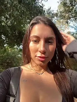 Carolzinhalux69 online show from 17, 7, 2026
