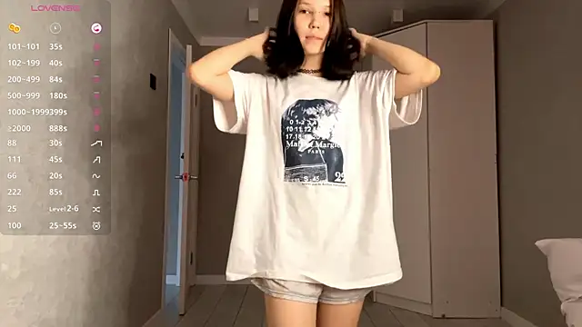 AmeliaMiotii online show from 12, 4, 2026