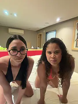 Snapshot of juliacosta chatting on 1, 6, 2026 juliacosta online show from 1, 6, 2026