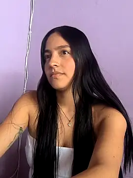 Snapshot of SophiaCastro09_ chatting on 6, 4, 2026 SophiaCastro09 online show from 6, 4, 2026