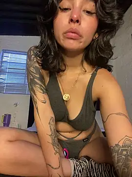 Snapshot of Ciielo_777 chatting on 4, 6, 2026 Ciielo 777 online show from 4, 6, 2026