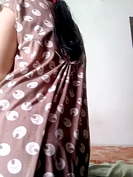 Snapshot of Sexyy_Bhabhi_143 chatting on 8, 5, 2026 Sexyy Bhabhi 143 online show from 8, 5, 2026