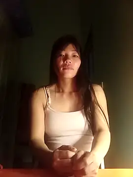 -Quyny- online show from 7, 4, 2026