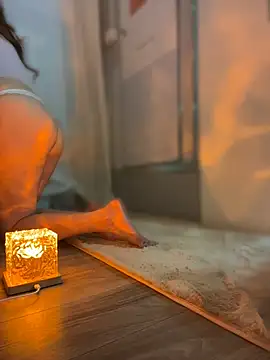 HongKong Lana online show from 13, 4, 2026