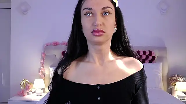 Snapshot of AriannaCruise chatting on 3, 5, 2026 AriannaCruise online show from 3, 5, 2026