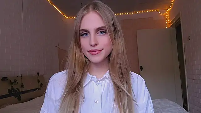 EveCoutch online show from 31, 3, 2026