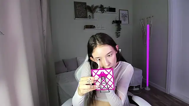 AnnaOddy online show from 17, 7, 2026