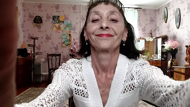 Snapshot of Shooting-Star- chatting on 24, 5, 2026 Shooting-Star- online show from 24, 5, 2026