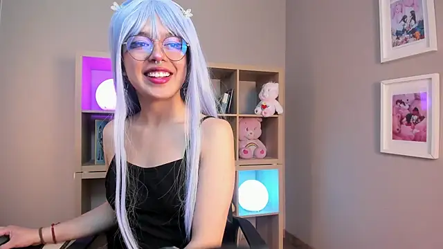Saphyralux online show from 30, 6, 2026