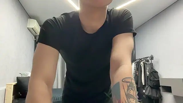 MaxWoolf online show from 18, 4, 2026