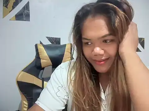 yourhotwild bella online show from 9, 7, 2026