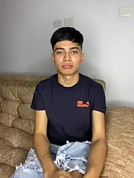 Miguelponce01 online show from 15, 7, 2026