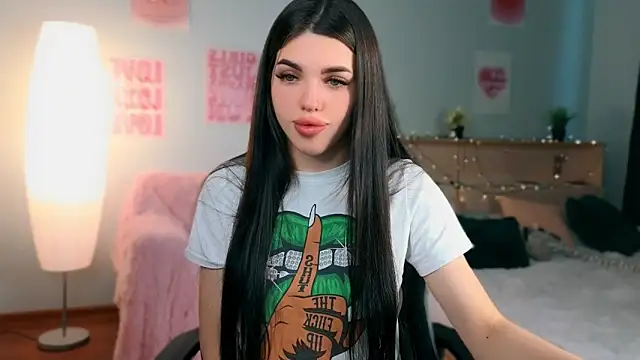 molly rettyy online show from 4, 6, 2026