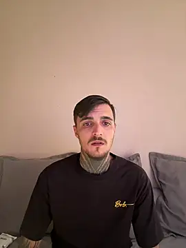 JovenTatto00 online show from 24, 5, 2026