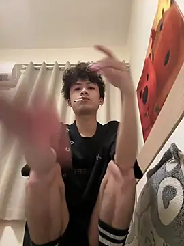 sexyboy-3525 online show from 27, 5, 2026