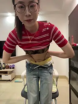 Snapshot of meimeibuguai chatting on 12, 4, 2026 meimeibuguai online show from 12, 4, 2026