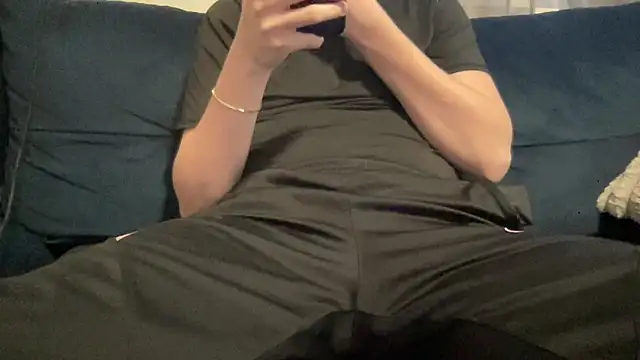 Snapshot of NaughtysecretsDE chatting on 30, 3, 2026 NaughtysecretsDE online show from 30, 3, 2026