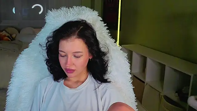 Snapshot of Regina_Noire chatting on 6, 4, 2026 Regina Noire online show from 6, 4, 2026