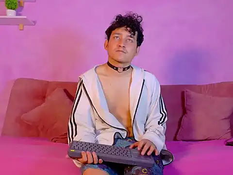 eros fangs online show from 5, 4, 2026