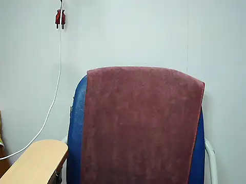Snapshot of Lyna_2k chatting on 9, 5, 2026 Lyna 2k online show from 9, 5, 2026
