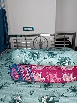 CamGirl Neha online show from 6, 5, 2026