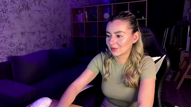 SandyKiss  online show from 28, 5, 2026
