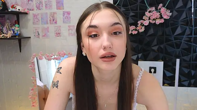 belle cute online show from 9, 4, 2026