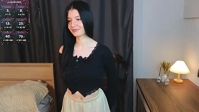 Snapshot of JazminLantey chatting on 12, 4, 2026 JazminLantey online show from 12, 4, 2026