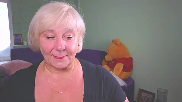 Snapshot of Milane_Milky chatting on 17, 6, 2026 Milane Milky online show from 17, 6, 2026