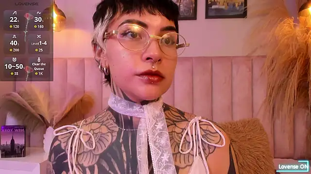 Snapshot of Luana_fiore chatting on 14, 4, 2026 Luana fiore online show from 14, 4, 2026