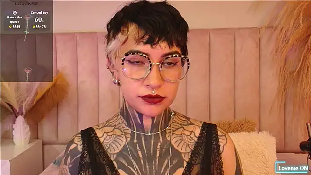 Snapshot of Luana_fiore chatting on 20, 4, 2026 Luana fiore online show from 20, 4, 2026