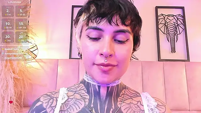 Snapshot of Luana_fiore chatting on 16, 5, 2026 Luana fiore online show from 16, 5, 2026