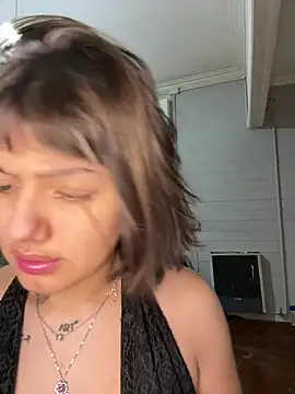 Abrildqquino online show from 10, 7, 2026